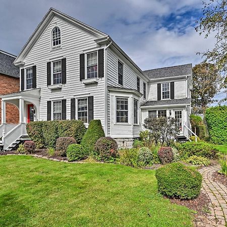 Unique And Historic Home Walk To Lake Champlain 普拉茨堡 外观 照片